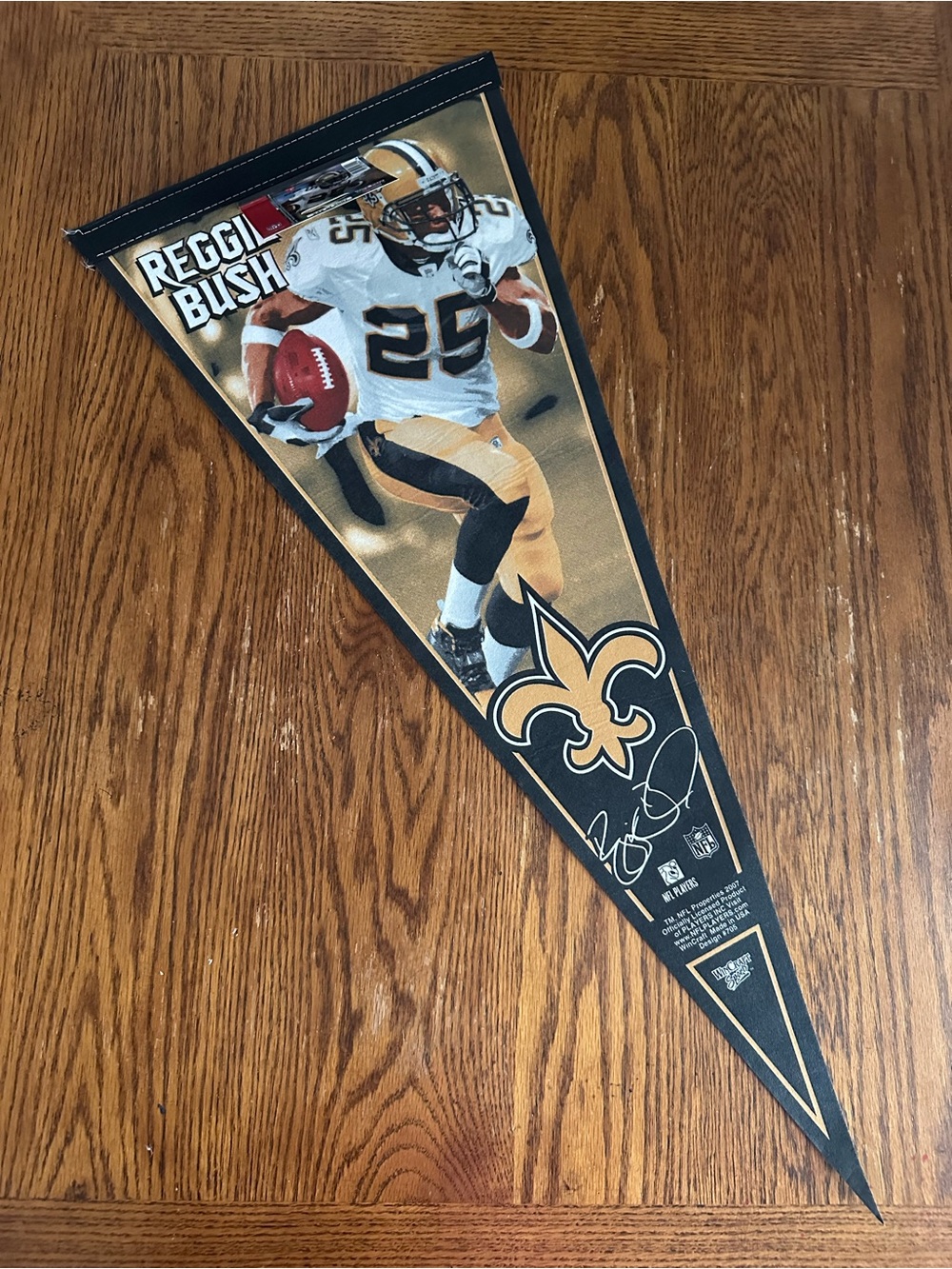 New Orleans Saints NOS 2007 Reggie Bush Pennant WinCraft #242/2007